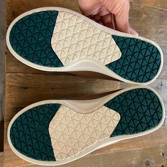 ‼️final no offers ‼️NEW Vessi Weekend sneakers oak brown sz 6 - Picture 12 of 13